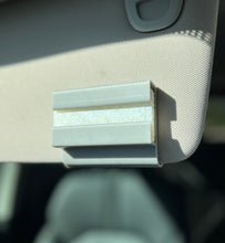 Load image into Gallery viewer, Visor Clip

