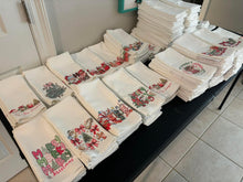 Load image into Gallery viewer, Christmas Kitchen Towels
