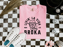 Load image into Gallery viewer, Wholesale Broka Graphic Tee - CC Blossom
