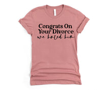 Load image into Gallery viewer, Wholesale Congrats on Your Divorce Graphic Tee - Mauve
