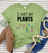 Load image into Gallery viewer, Wholesale I Wet My Plants Graphic Tee - Heather Green
