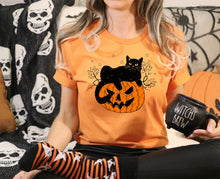 Load image into Gallery viewer, Wholesale Pumpkin Cat Graphic Tee - White
