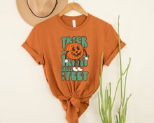 Load image into Gallery viewer, Wholesale Smell my Feet Graphic Tee - Sand
