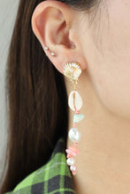 Load image into Gallery viewer, Synthetic Pearl Shell Drop Earrings
