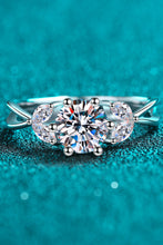 Load image into Gallery viewer, Come With Me 1 Carat Moissanite Ring
