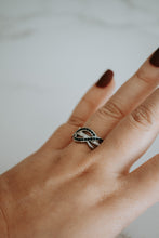 Load image into Gallery viewer, Leila Infinity Black Gems Sterling Silver Band
