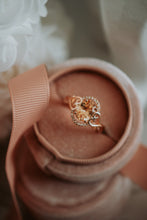 Load image into Gallery viewer, Kaiser Rose Gold Champagne Morganite Ring
