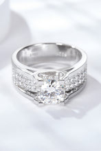 Load image into Gallery viewer, Made To Shine 1 Carat Moissanite Ring
