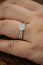 Load image into Gallery viewer, Maisie 1CT Moissanite Ring on Sterling Silver

