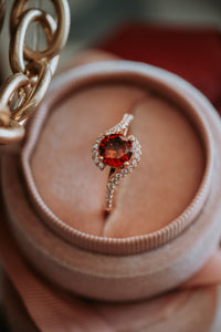 Sweet Love Rose Gold in Ruby Stone