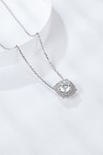 Load image into Gallery viewer, 1 Carat Moissanite Flower Shape Pendant Chain Necklace
