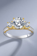 Load image into Gallery viewer, 2 Carat Moissanite Contrast Ring
