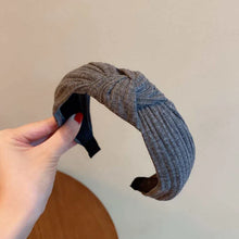 Load image into Gallery viewer, Ribbed Knit Headband Presale - Closes 4/20
